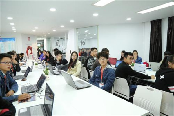 鼎育软件职业培训 打造高技能软件技术开发人才